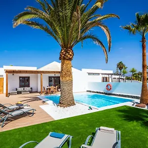 Axular With Heated Private Pool Сasa de vacaciones Playa Blanca (Lanzarote)